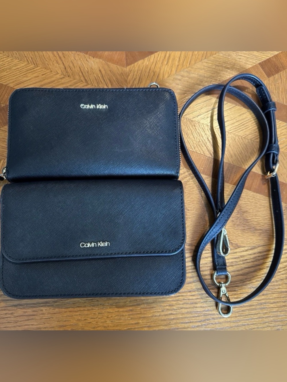 2 Calvin Klein Black Saffiano Crossbody & Wallet Wristlet Interchangeable Strap